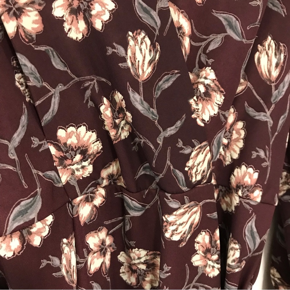 Bobeau Burgundy Floral Print Long Sleeve Dress - Picture 3 of 8